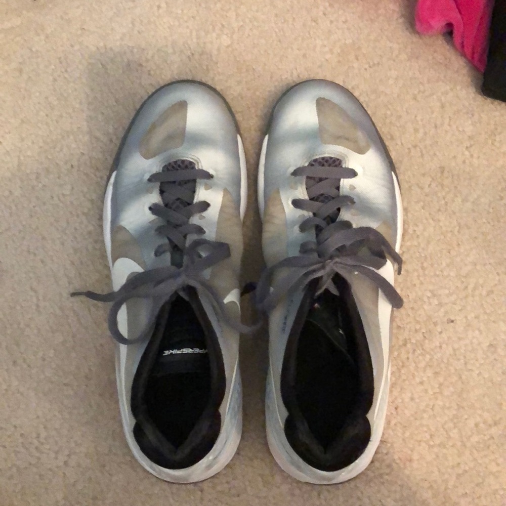 Nike hyperspike volleyball shoes 10.5